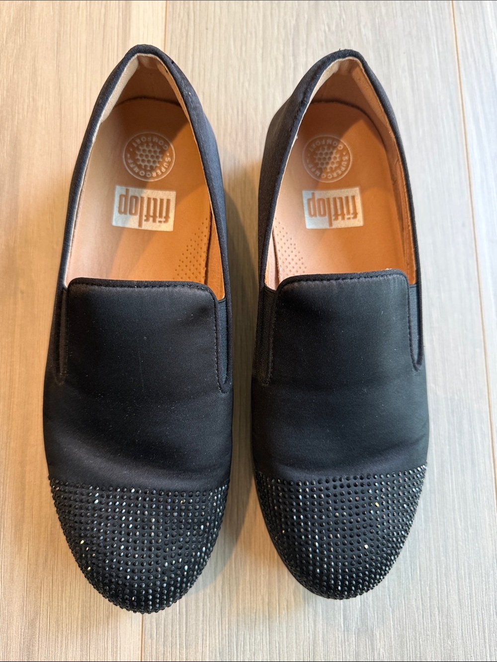 Fitflop Women's Black Crystal Toe Wedge Loafers Size 7